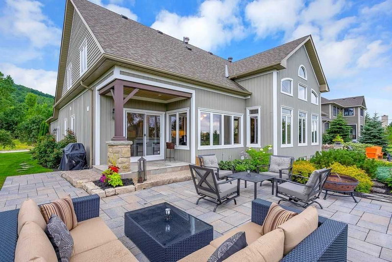 103 Barton Blvd, Blue Mountains, N0H 1J0 | Image 3