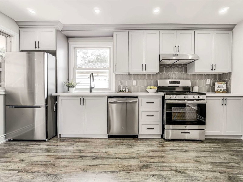 68 Carlton St, St. Catharines, L2R1P8 | Image 2