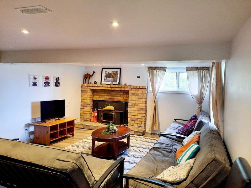 1389 Portage Rd, Kawartha Lakes, K0M2B0 | Image 2