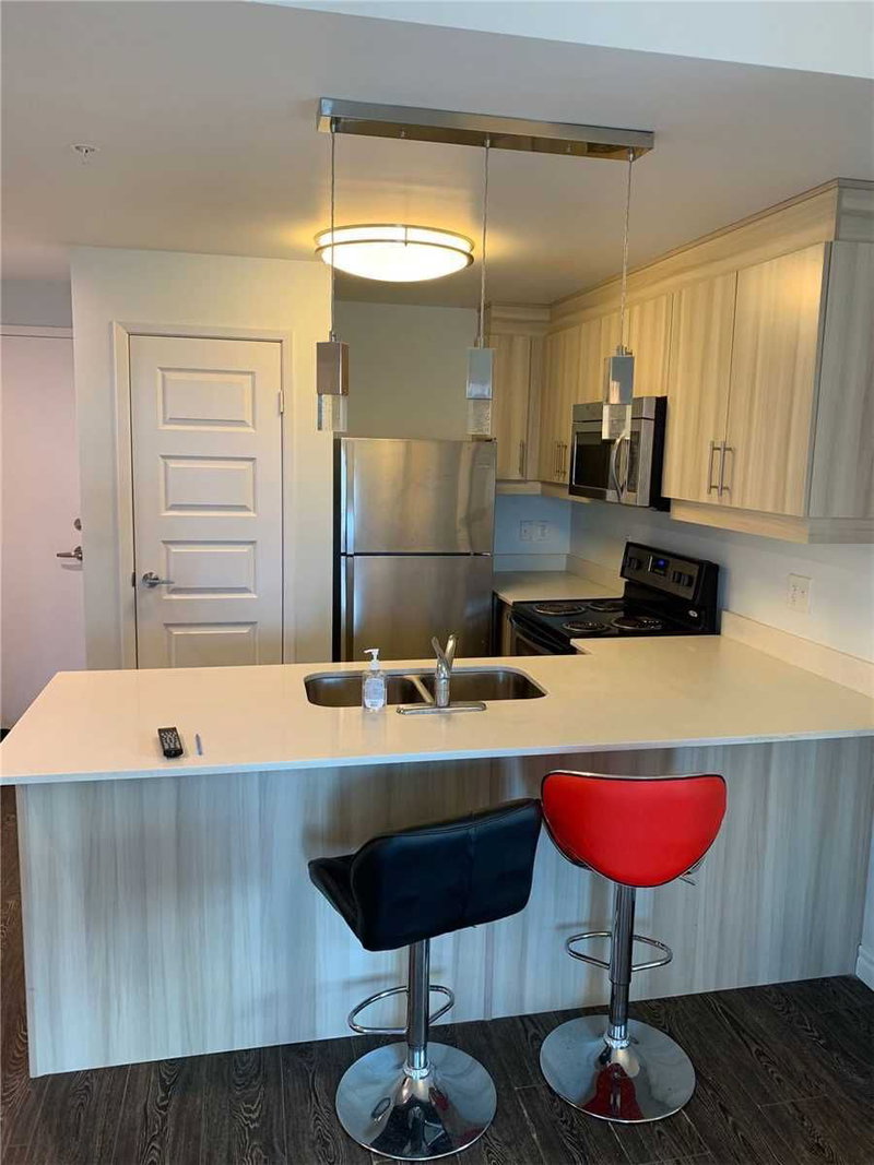 1105 - 158 King St N, Waterloo, N2J 2Y2 | Image 3