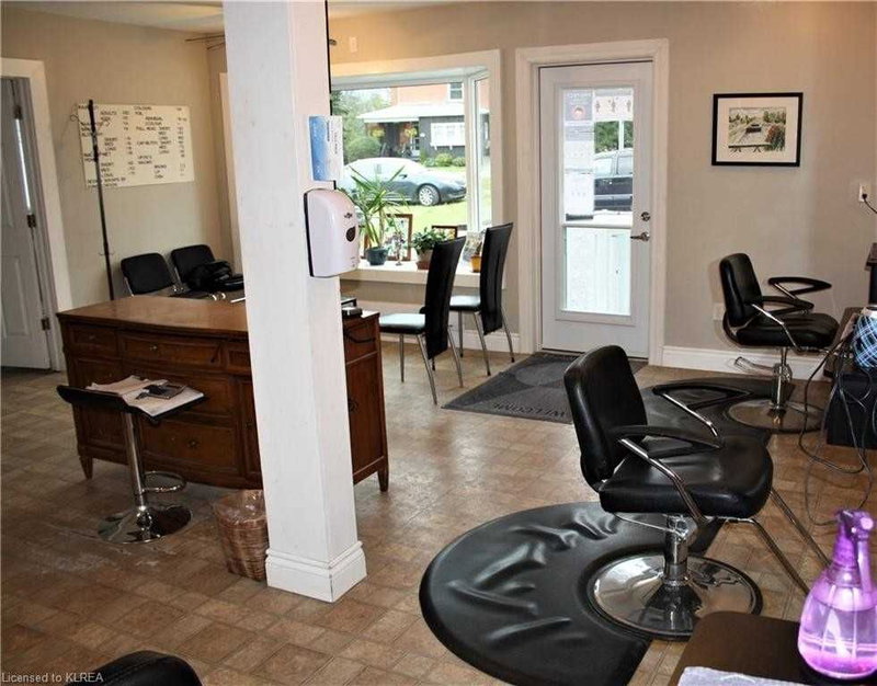 7 Kingsway Dr, Kawartha Lakes, K0M 1A0 | Image 3