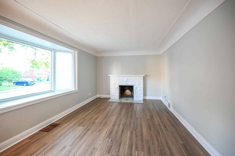 20 West 1st St, Hamilton, L9C 3B8 | Image 3