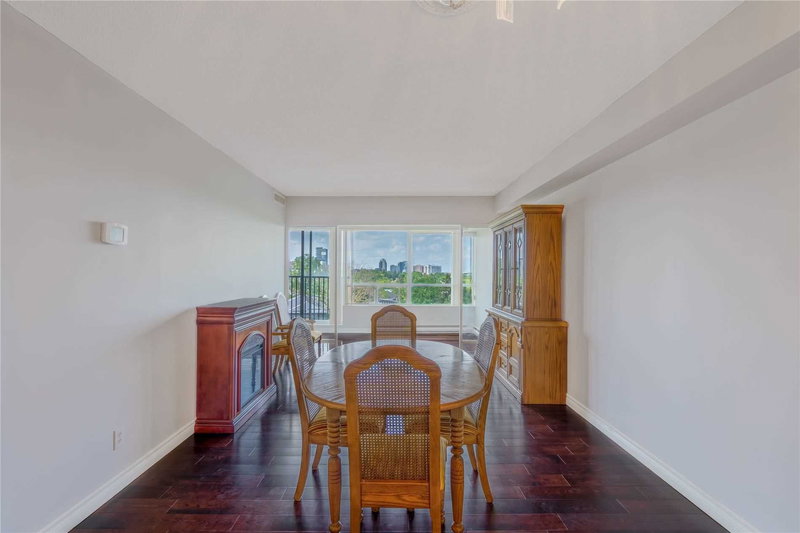 807 - 4 Willow St, Waterloo, N2J 1V5 | Image 3