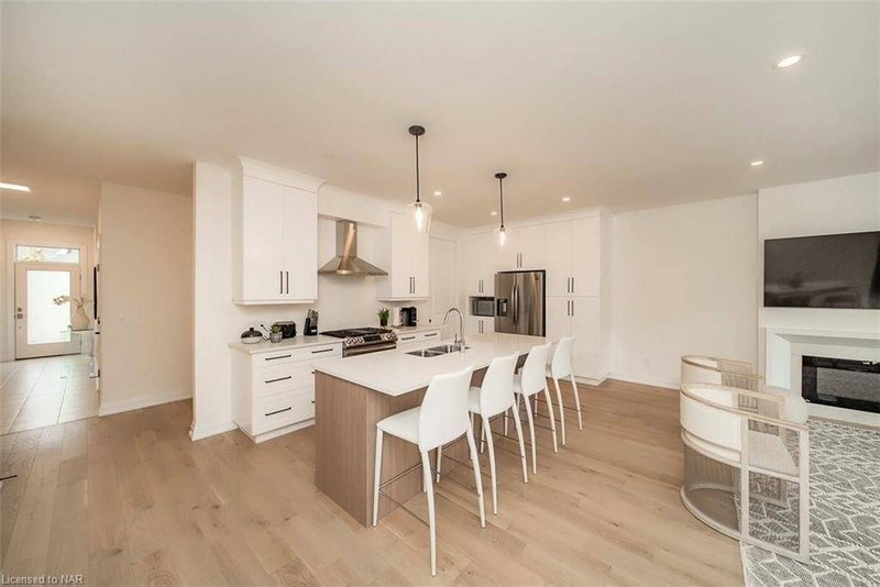 19 - 8974 Willoughby Dr, Niagara Falls, L2G 0Y7 | Image 3