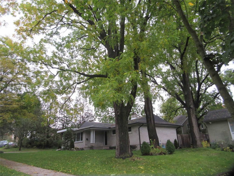 199 Vermont St, Waterloo, N2J2M9 | Image 2