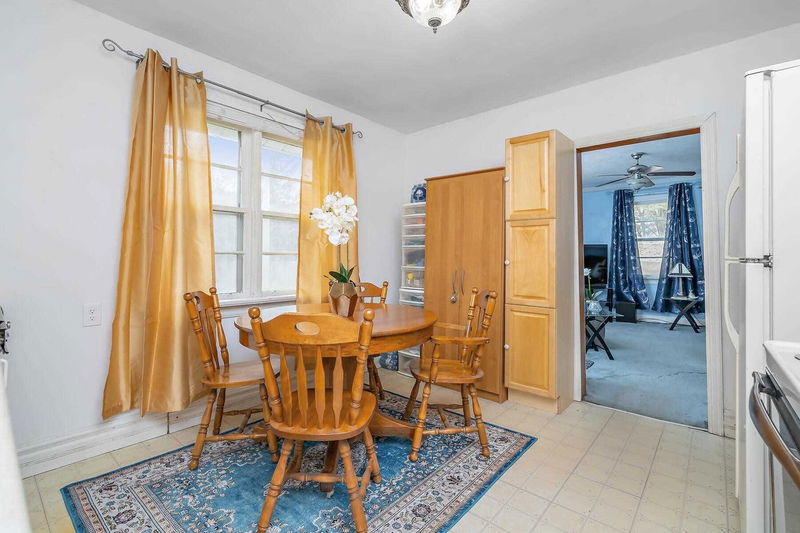 Room2