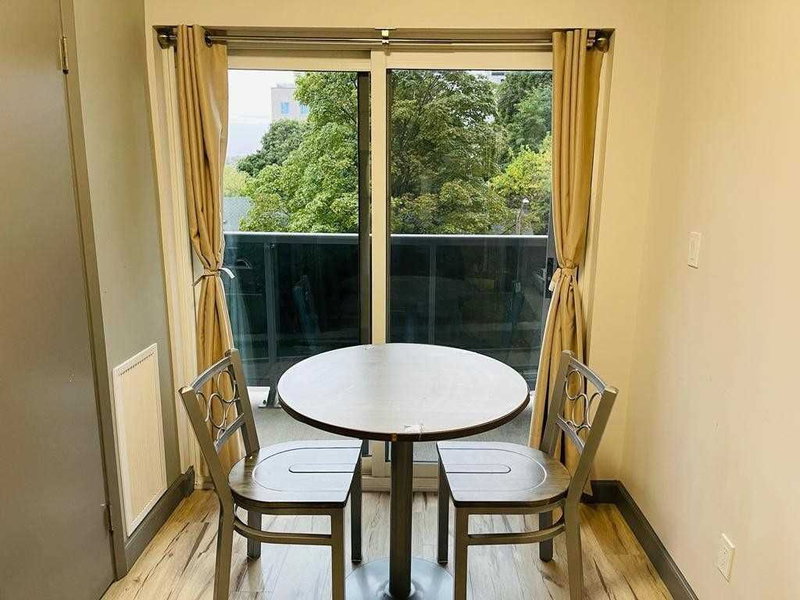 139 - 258A Sunview St W, Waterloo, N2L 3V9 | Image 3