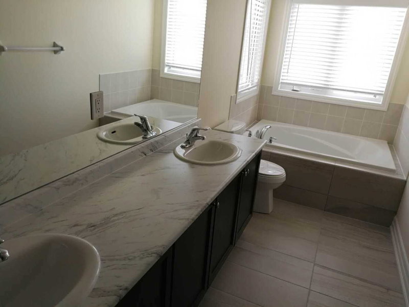 9546 Tallgrass Ave, Niagara Falls, L2G0Y2 | Image 2