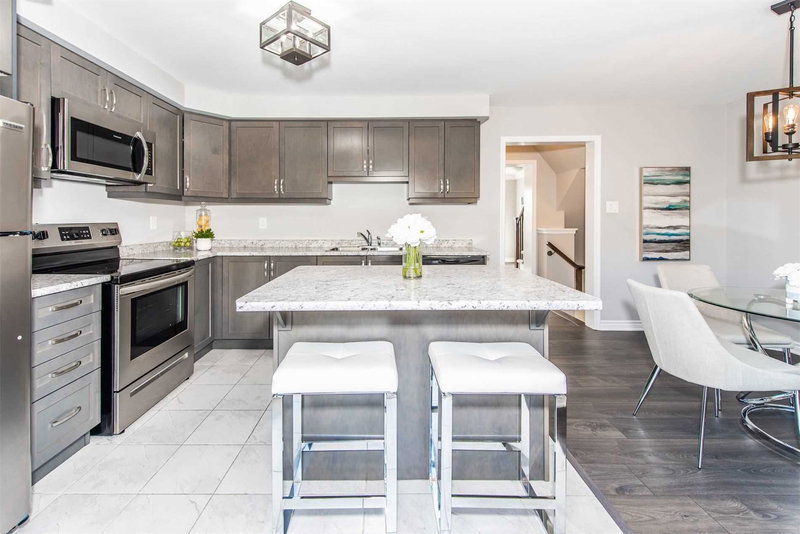 15 - 230 Avonsyde Blvd, Hamilton, L8B 1T9 | Image 3