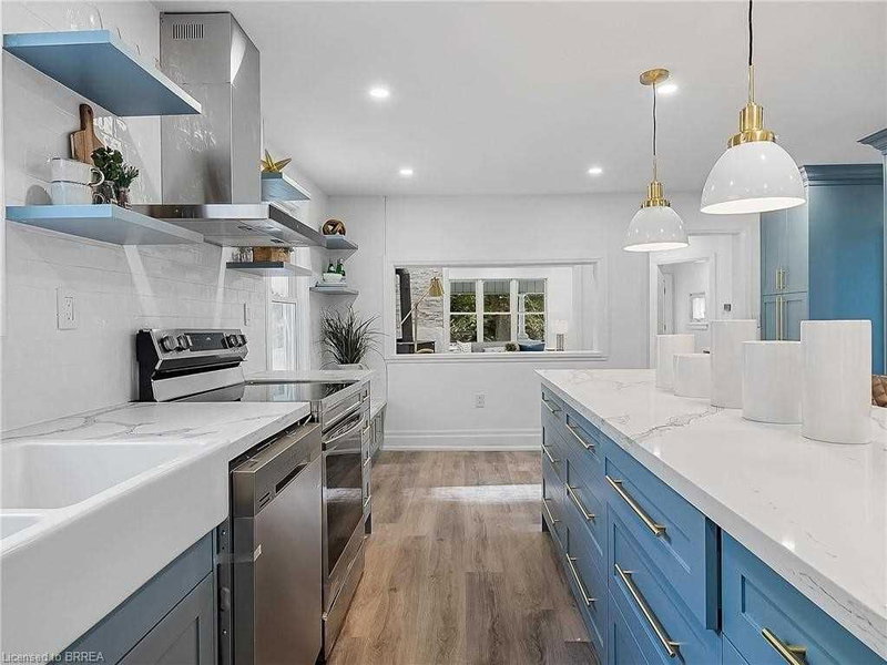 69 Highway 8, Hamilton, L9H 4V1 | Image 2