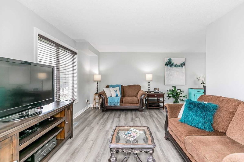 110 Leeson St S, East Luther Grand Valley, L9W-5Y6 | Image 2