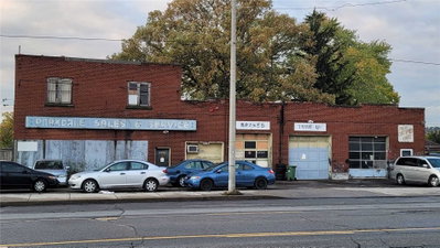 Commercial/Retail sold at 302 Queenston Road, Hamilton, Ontario, L8K 1H1 - Glenview - MLS: X5414639