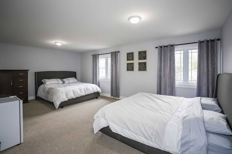 8046 Beaverdams Rd, Niagara Falls, L2H1R8 | Image 3