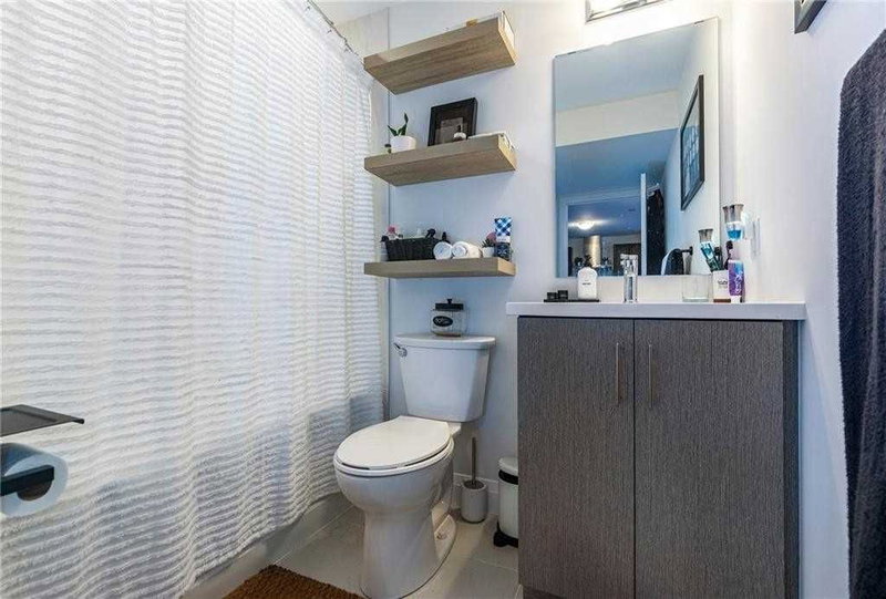 202 - 1 Redfern Ave, Hamilton, L9C 7S6 | Image 2