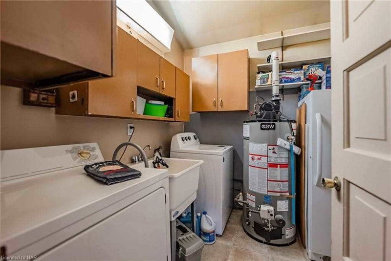 5759 Robinson St, Niagara Falls, L2G2B3 | Image 2