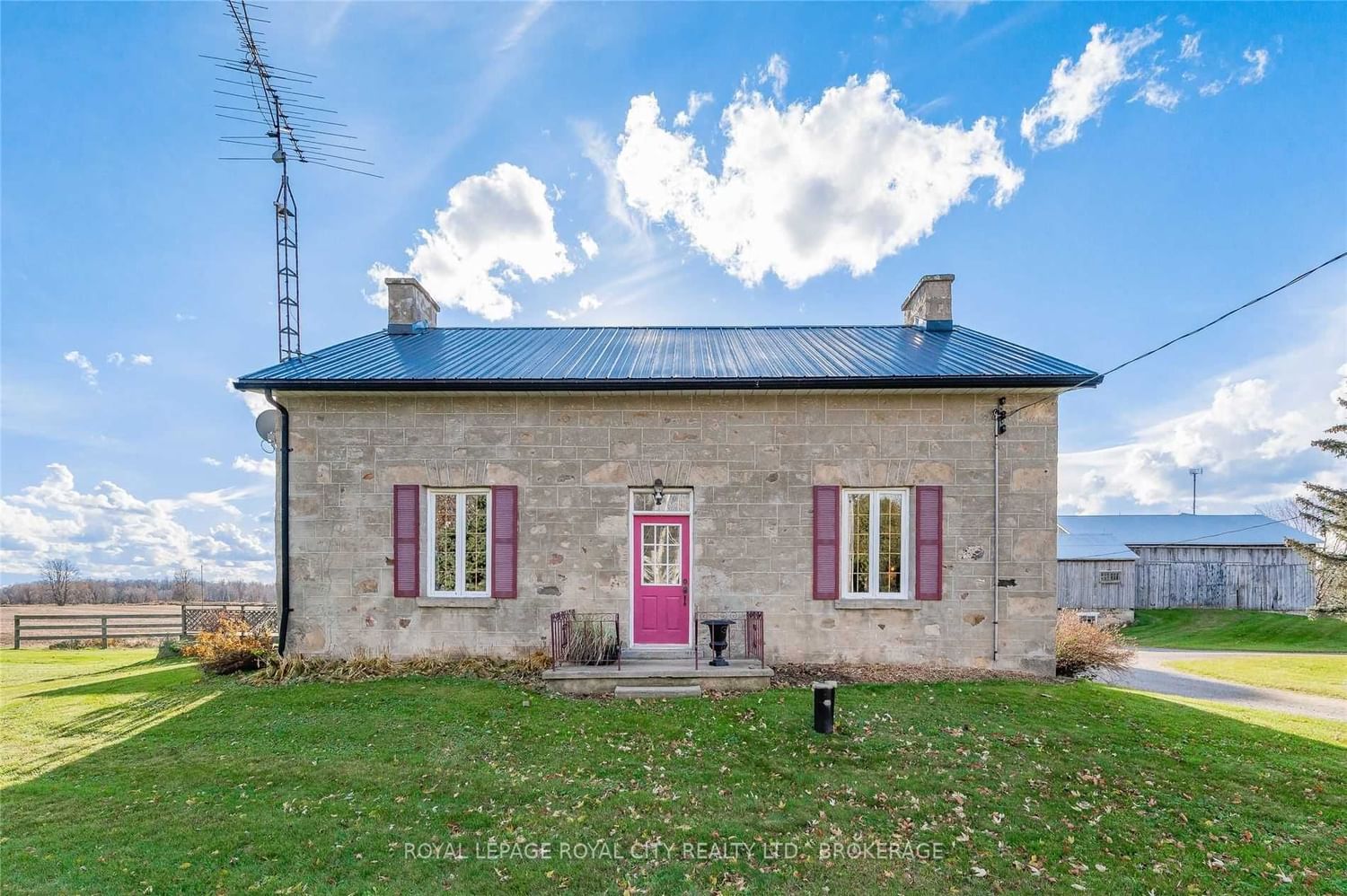 Listing Image 7
