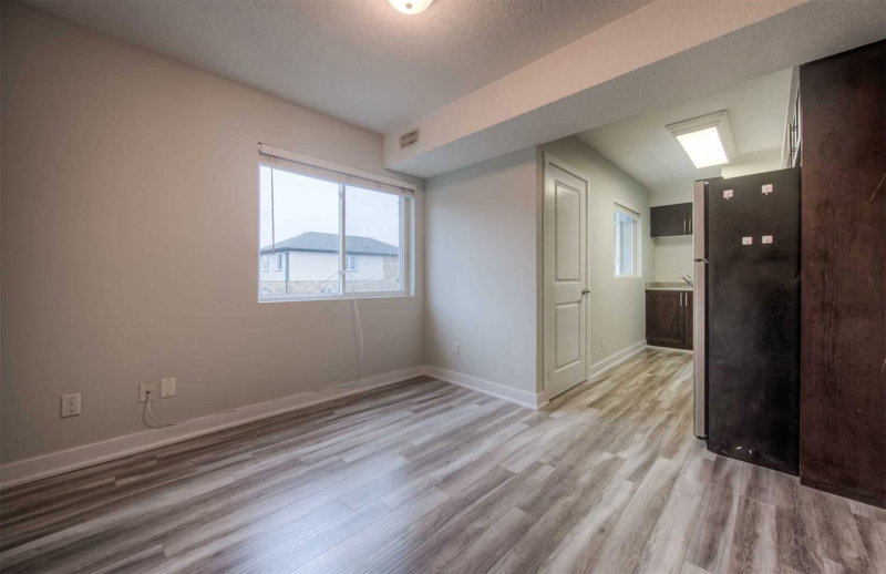 6A - 185 Windale Cres, Kitchener, N2E 0G3 | Image 3