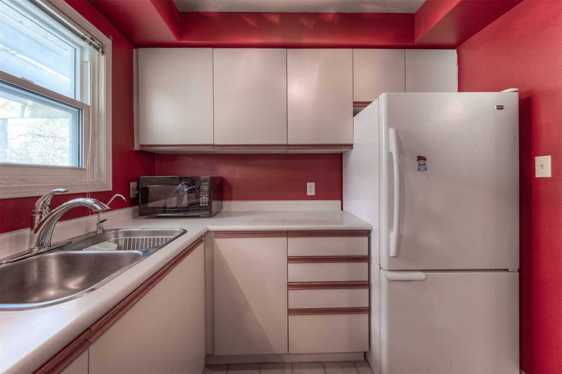 55 - 461 Beechwood Pl, Waterloo, N2T 2N8 | Image 2