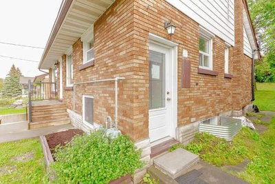 Semi-Detached House leased at (Lower)-199 Allen Street, Waterloo, Ontario, N2J 1J9 - MLS: X5447686