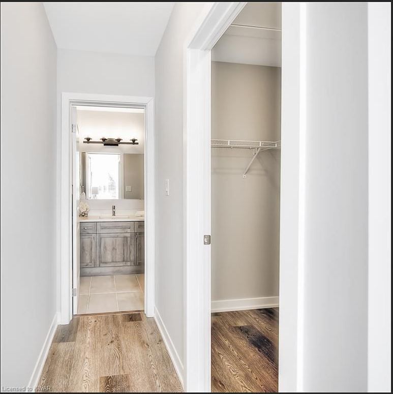 8B - 160 Rochefort St, Kitchener, N2R1V5 | Image 3