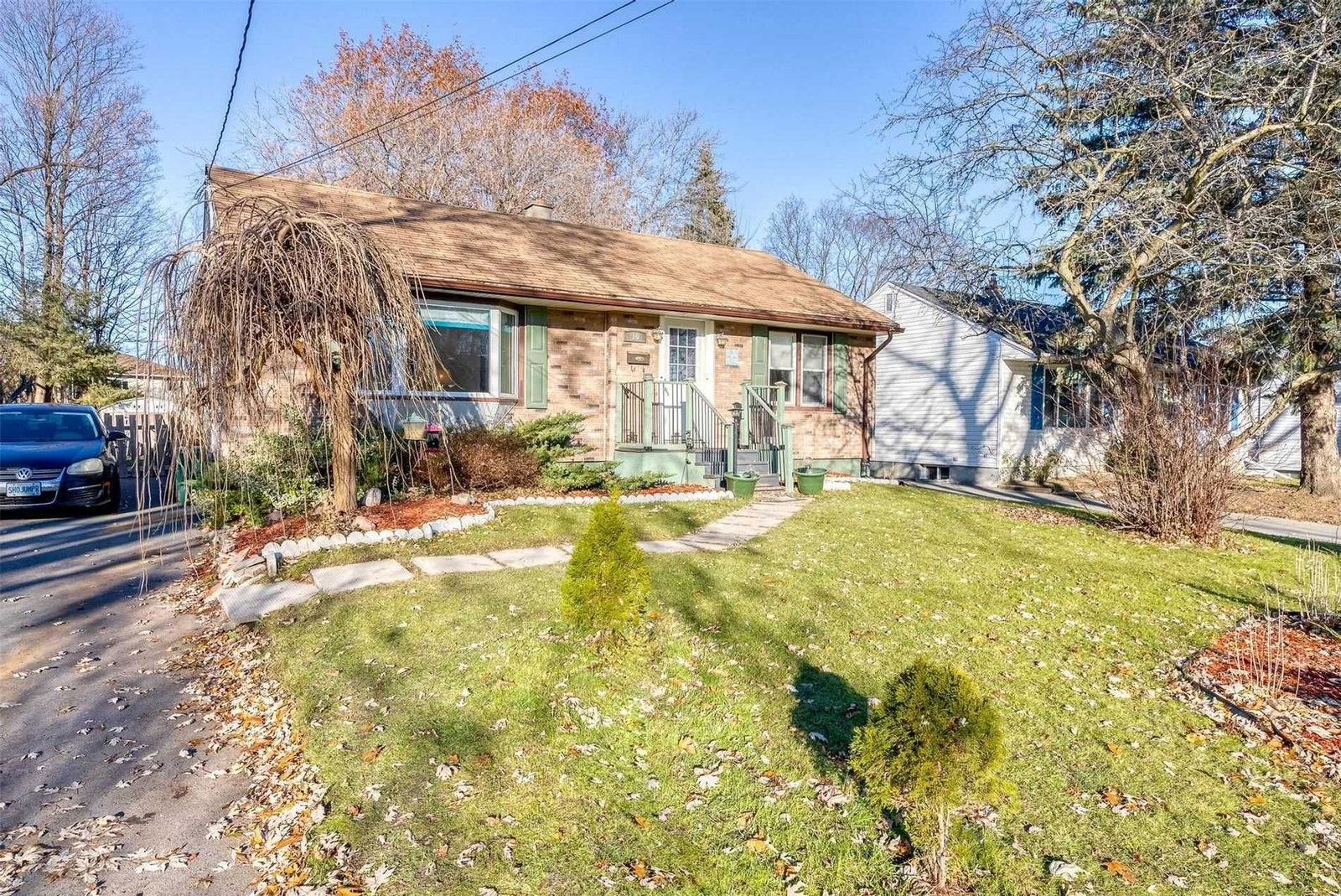 Detached House sold at 10 Roscoe Avenue, Quinte West, Ontario, K8V 2G5 - MLS: X5450328