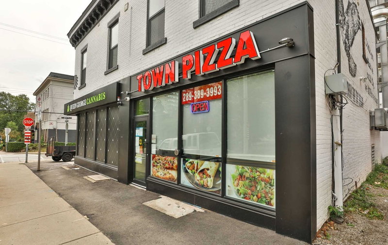 140 Caroline St S, Hamilton, L8P 3K8 | Image 2