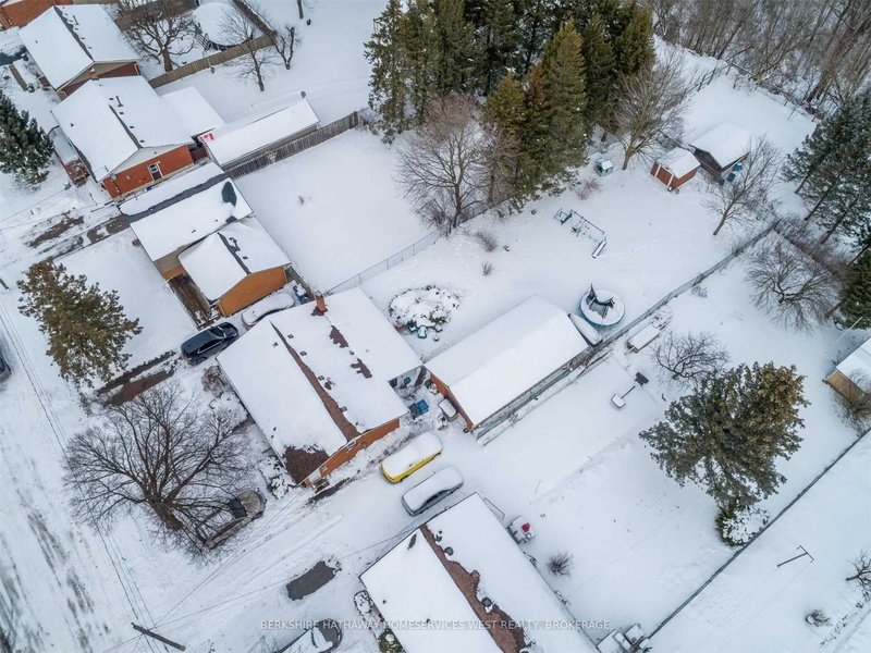 23 Hastings Blvd, Guelph, N1E 4G3 | Image 3