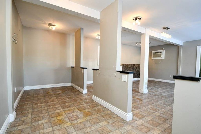 7 Kingsway Dr, Kawartha Lakes, K0M 1A0 | Image 2