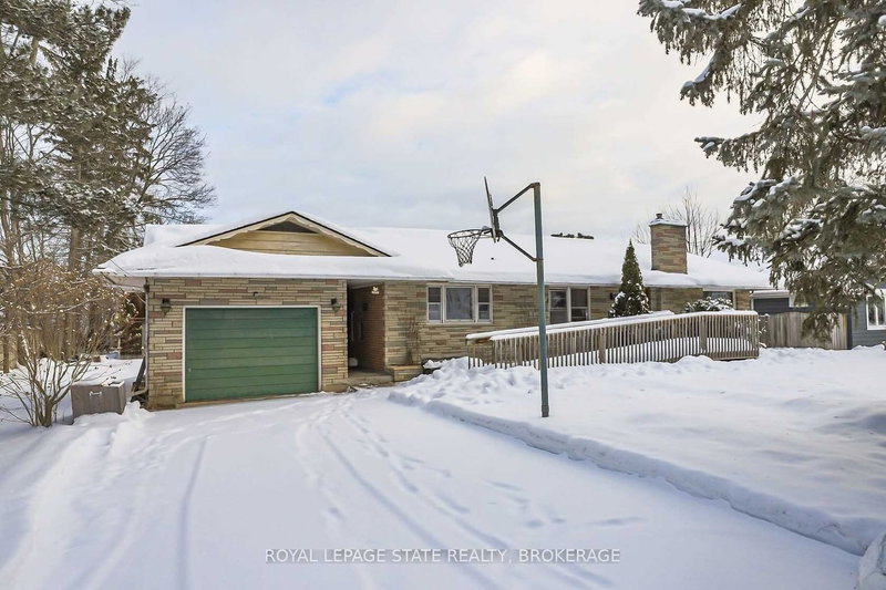 260 Main St W, Grimsby, L3M 1S4 | Image 3