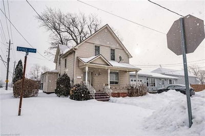 Detached House sold at 21 Bridge Street, Port Colborne, L3K2G9 - MLS: X5483118