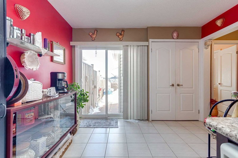 833 Leslie St, Cobourg, K9A 0H3 | Image 3