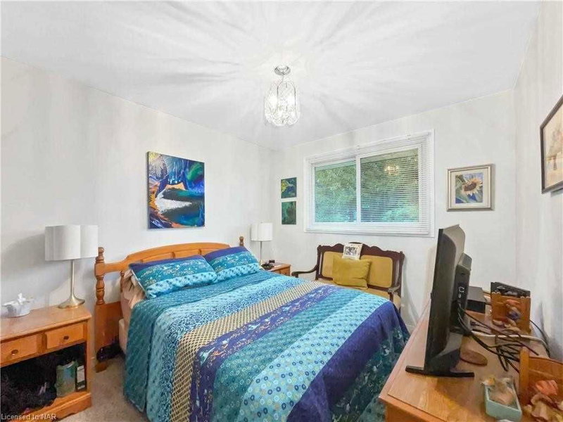 3 Governor Simcoe Dr, St. Catharines, L2N 3J1 | Image 3