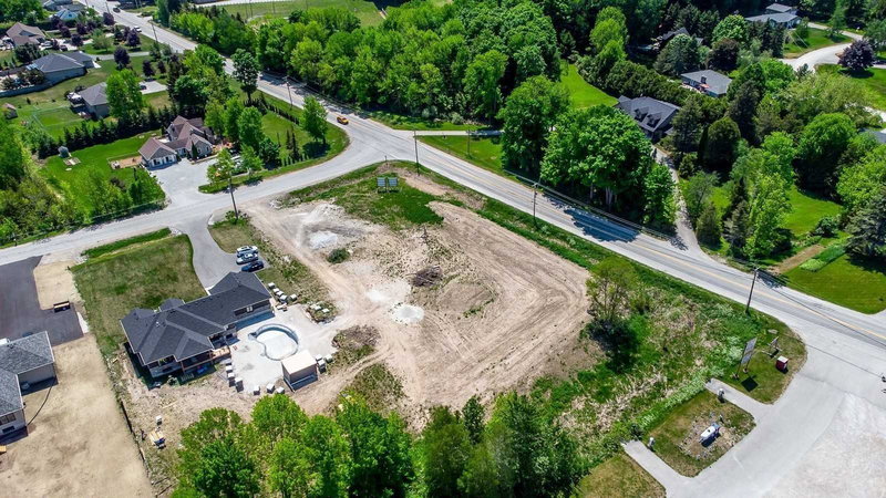 106 Balmy Beach Rd, Georgian Bluffs, N4K 5N4 | Image 3