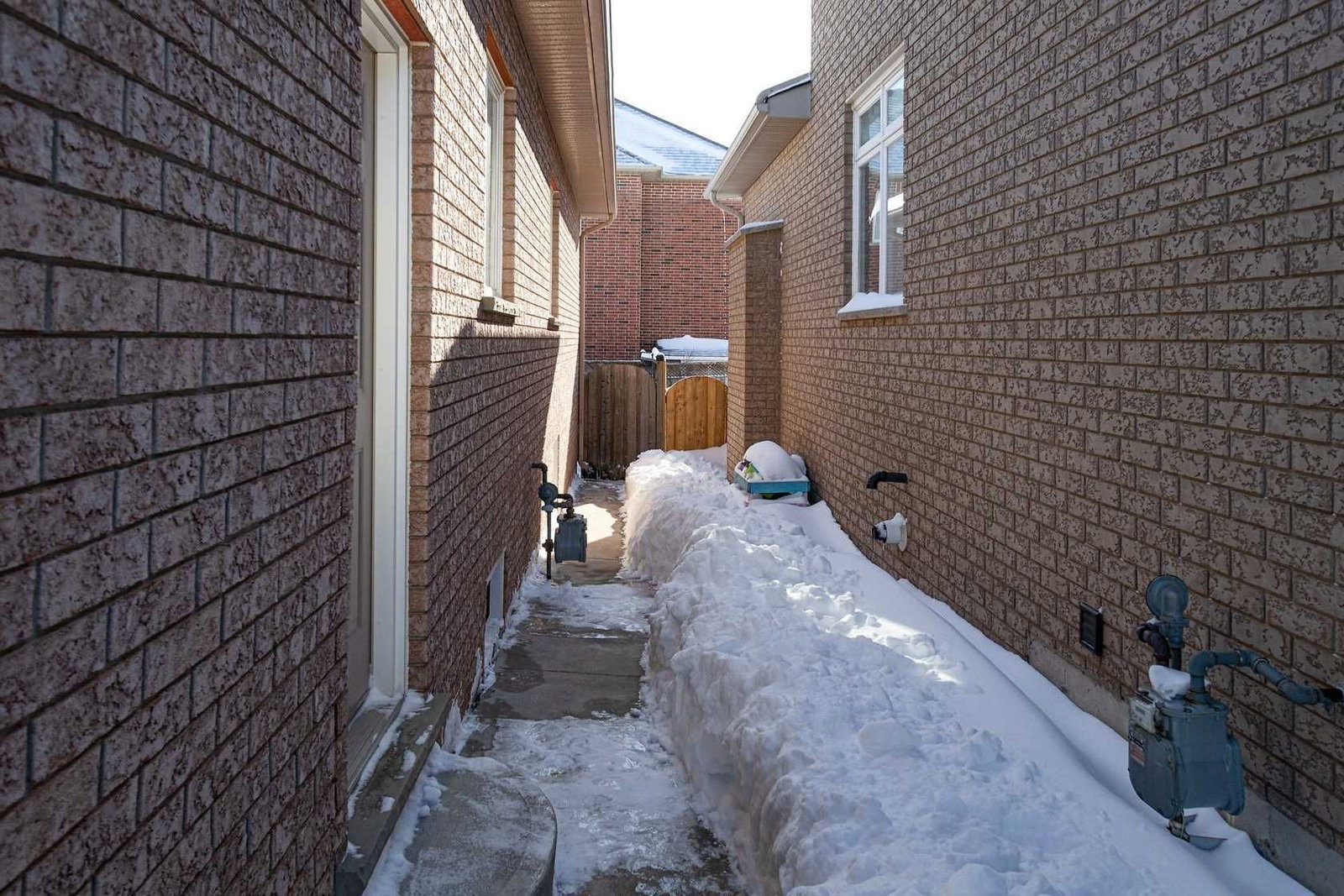 Listing Image 33