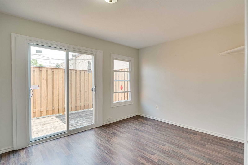 363 Barton St E, Hamilton, L8L 2X8 | Image 3