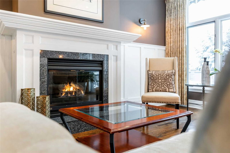 160 Grand Cypress Lane, Blue Mountains, L9Y 0K8 | Image 2