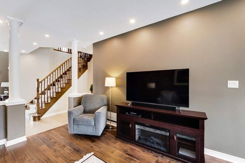 95 Hemlock Way, Grimsby, L3M 0A9 | Image 2