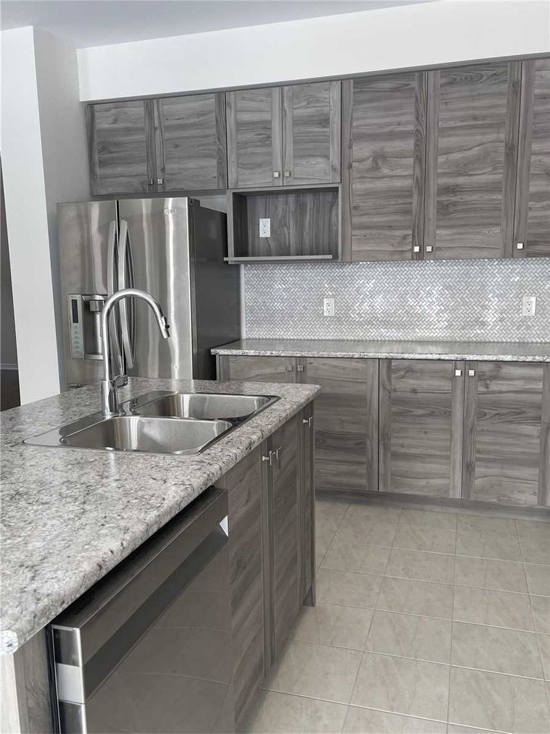 8294 Elderberry Dr, Niagara Falls, L2H0K6 | Image 2