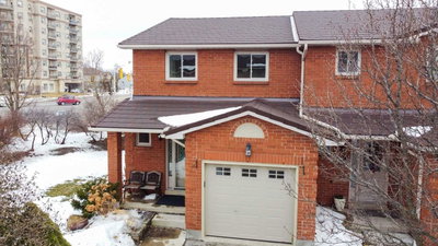 Townhouse sold at 1-391 Stone Church Road, Hamilton, Ontario, L9B 2H2 - Barnstown - MLS: X5509387