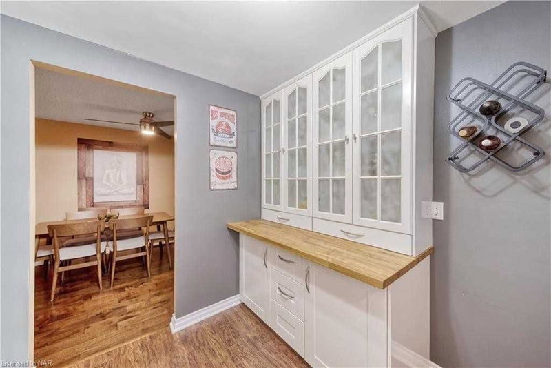 6 Bardadyn Crt, St. Catharines, L2N 6R2 | Image 3