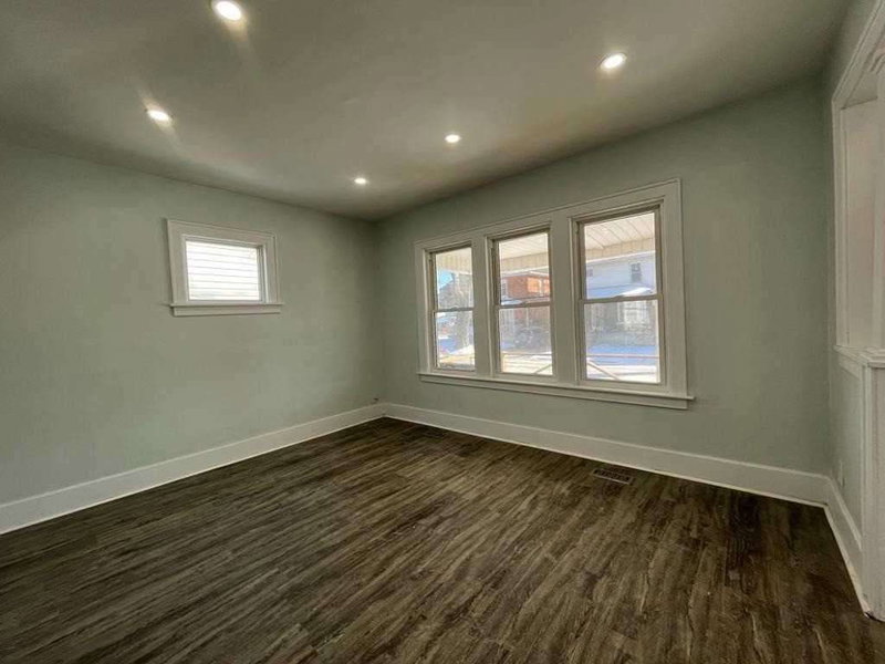 3272 Baby St, Windsor, N9C 1K8 | Image 3