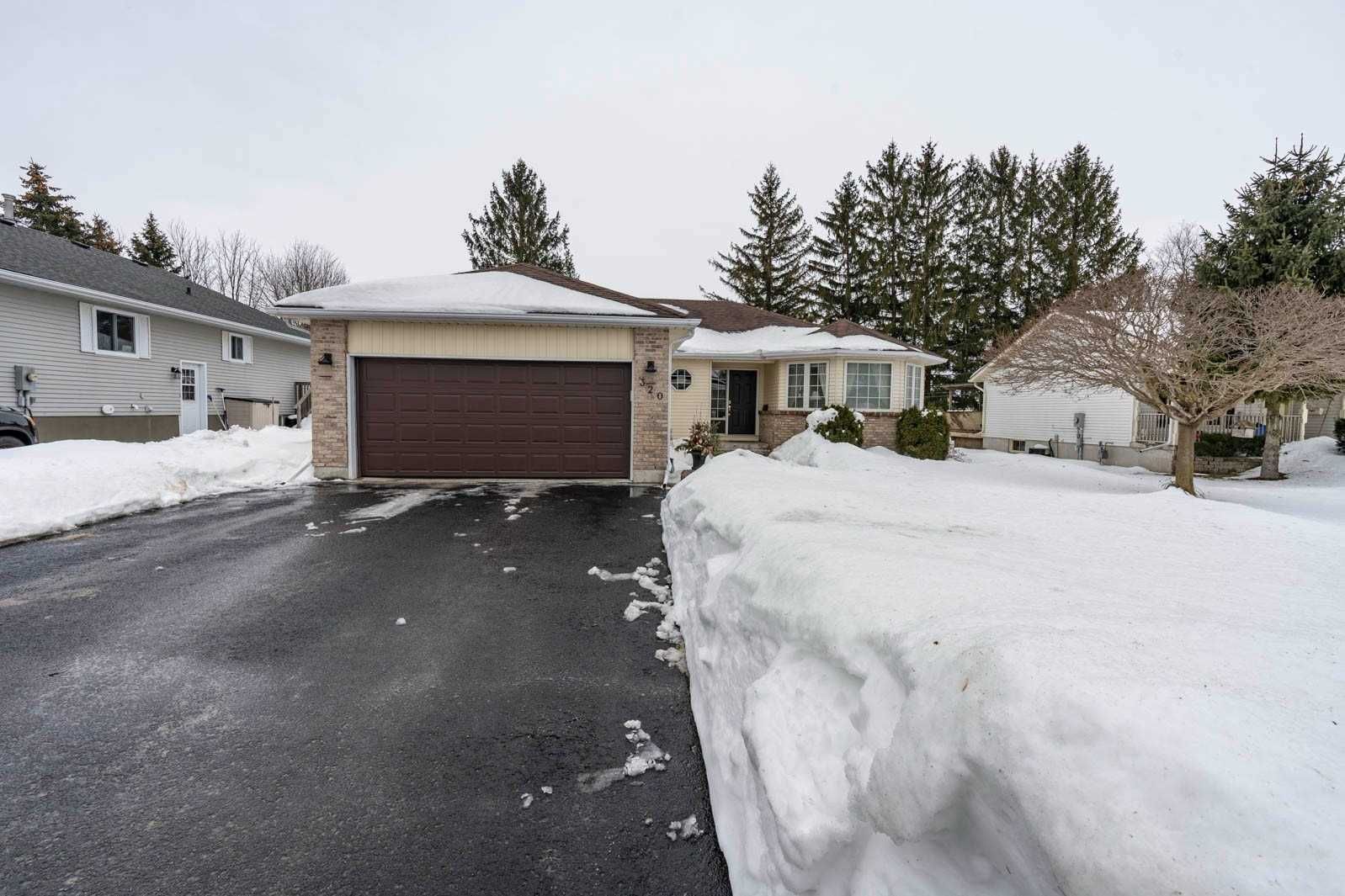 Detached House sold at 320 Bell Street, Minto, Ontario, N0G 2P0 - Palmerston - MLS: X5510791
