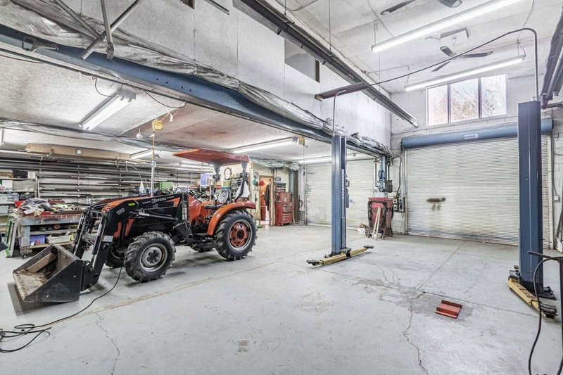 2010 Hansler St, Pelham, L0S1M0 | Image 2