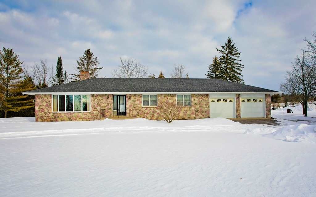 Detached House sold at 134 Division Road, Douro-Dummer, Ontario, K9J 6Y1 - Rural Douro-Dummer - MLS: X5525805
