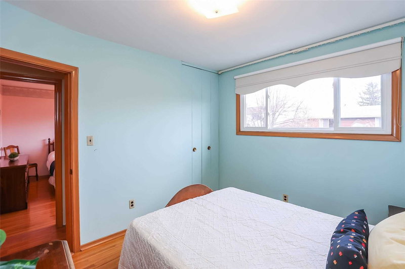 63 Champlain Ave, Hamilton, L8G 2H5 | Image 3