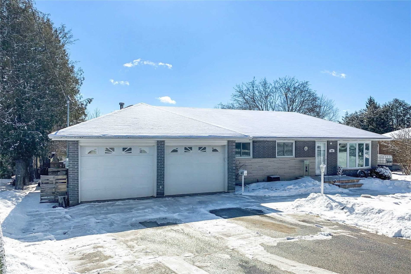 Detached House sold at 762 Daleview Road, Douro-Dummer, Ontario, K9L1J5 - Rural Douro-Dummer - MLS: X5532587