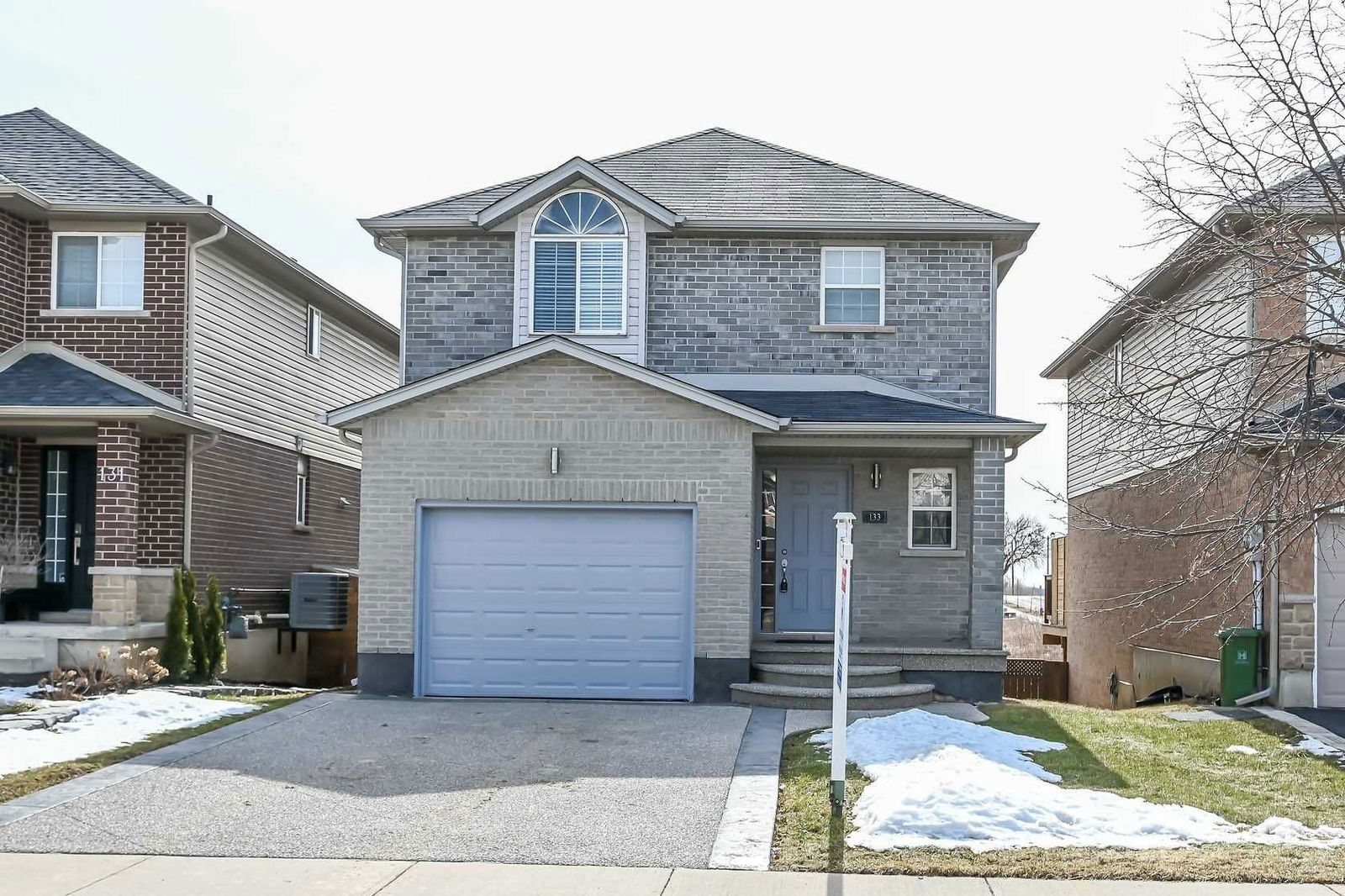 Detached House sold at 133 Thames Way, Hamilton, Mount Hope, L0R 1W0 - MLS: X5535385