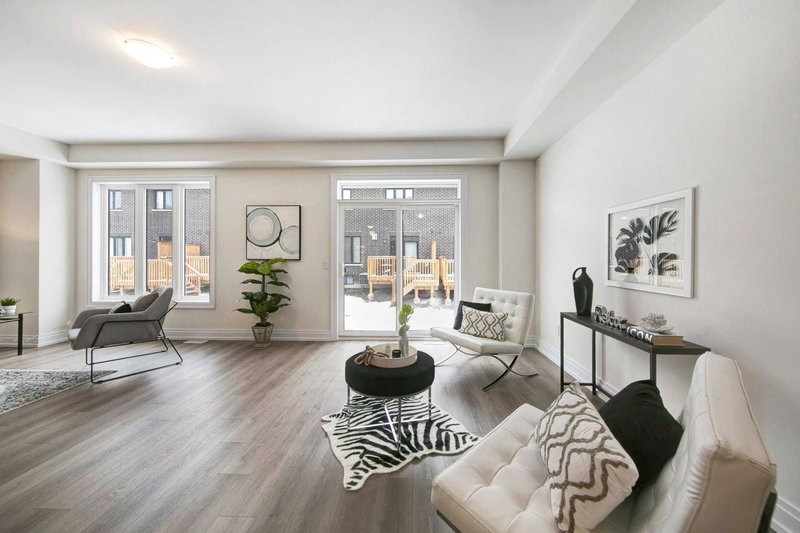 37 Westfield Cres, Hamilton, L8B1Y1 | Image 3