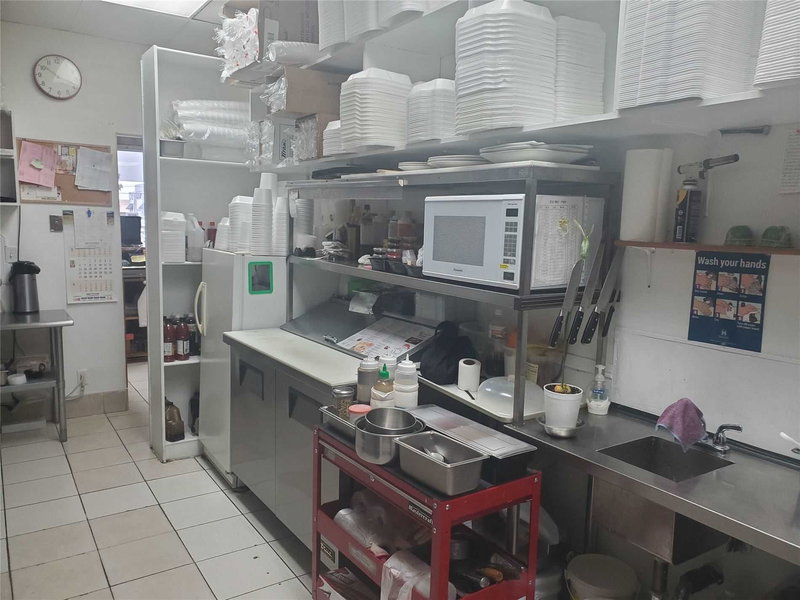 5 - 301 Fruitland Rd, Hamilton, L8E5M1 | Image 3