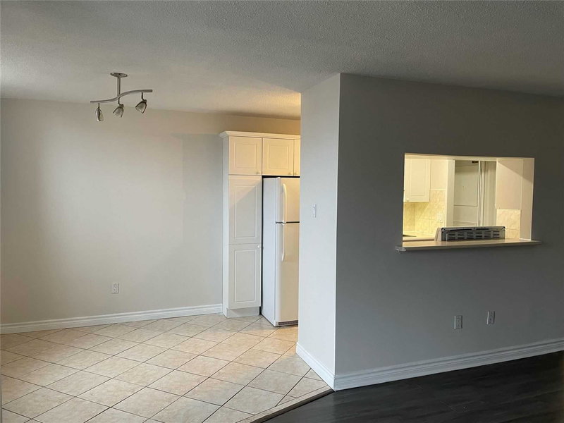 1003 - 1950 Main St W, Hamilton, L8S4M9 | Image 3